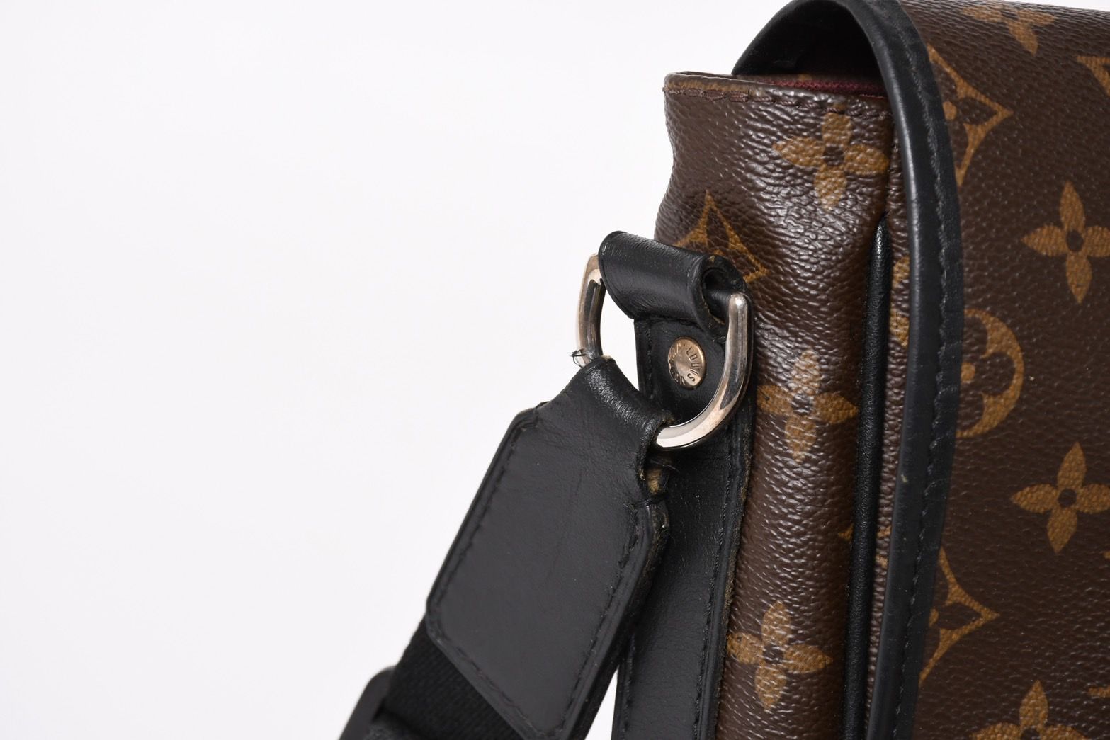 Louis Vuitton Macassar Bus GM Shoulder Bag Monogram Canvas Brown — view 4