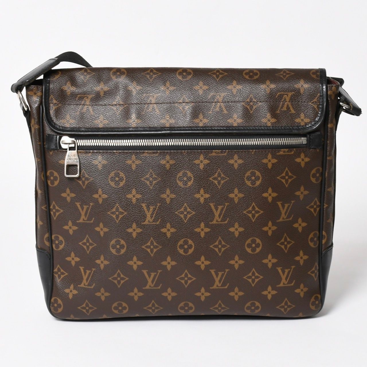 Louis Vuitton Macassar Bus GM Shoulder Bag Monogram Canvas Brown — view 2