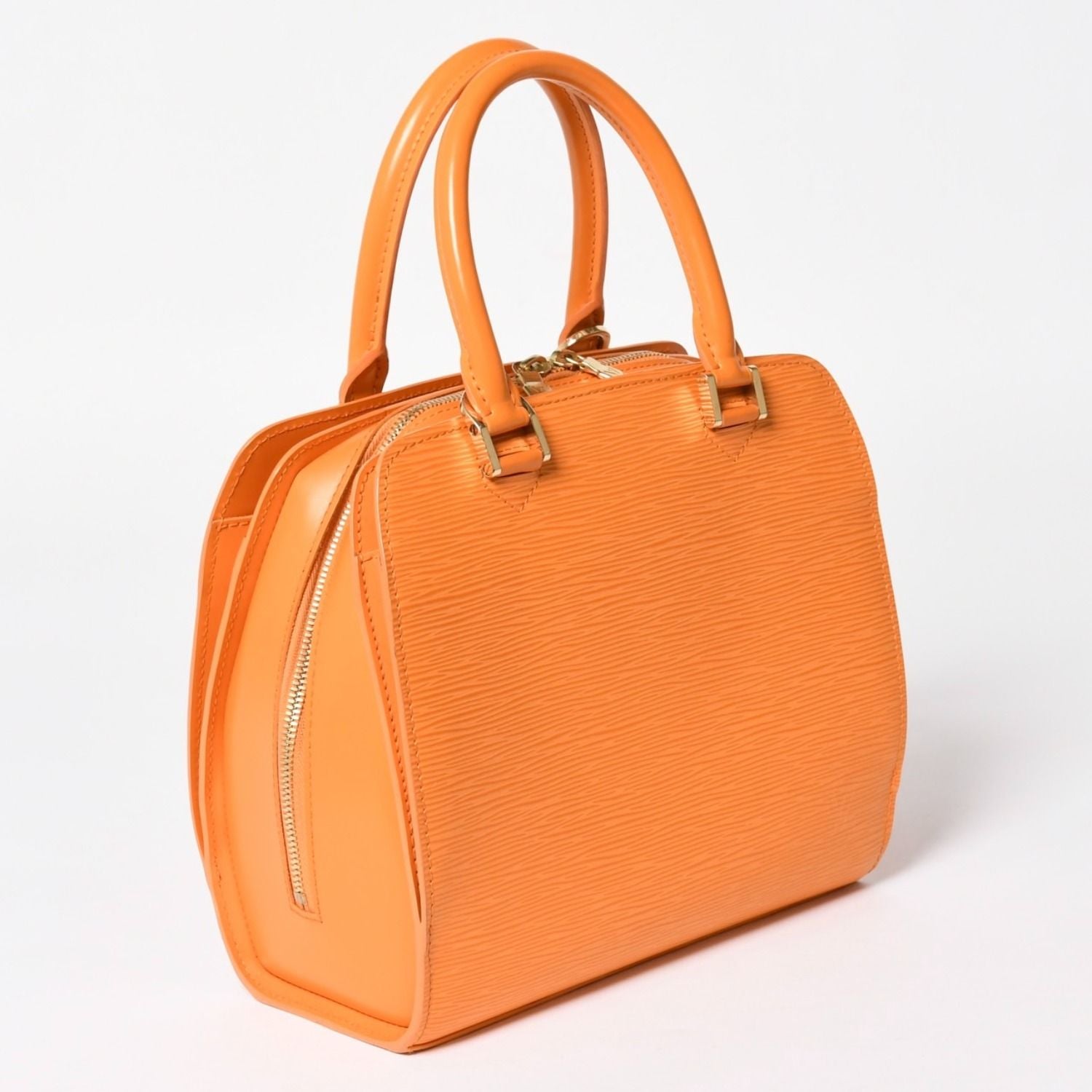 Louis Vuitton Pont Neuf Handbag Epi Leather Mandarin Gold — view 3