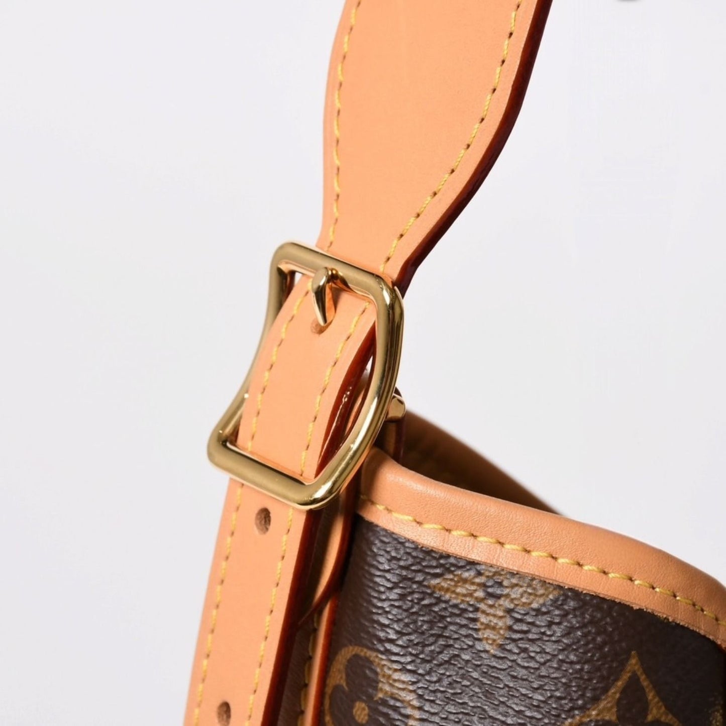 Louis Vuitton Carryall NM MM Tote Bag Monogram Brown Leather Vachetta Gold — view 6