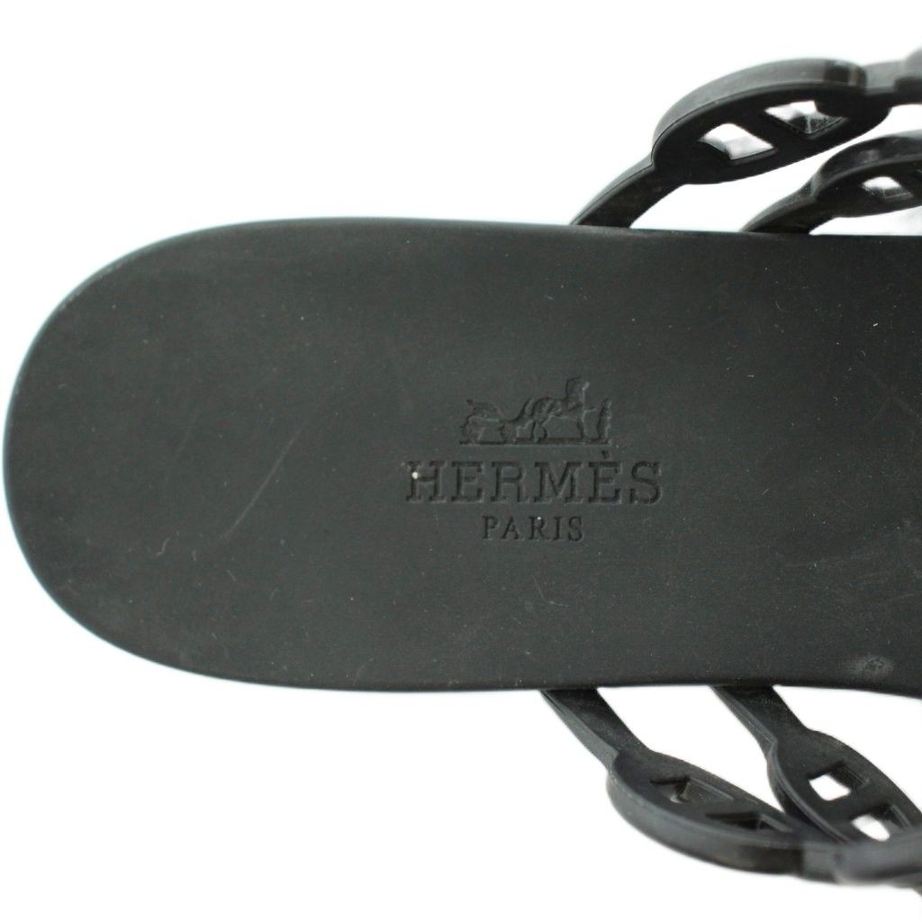 Hermes Island Chaine D'Ancre Thong Sandals 39 Black — view 7