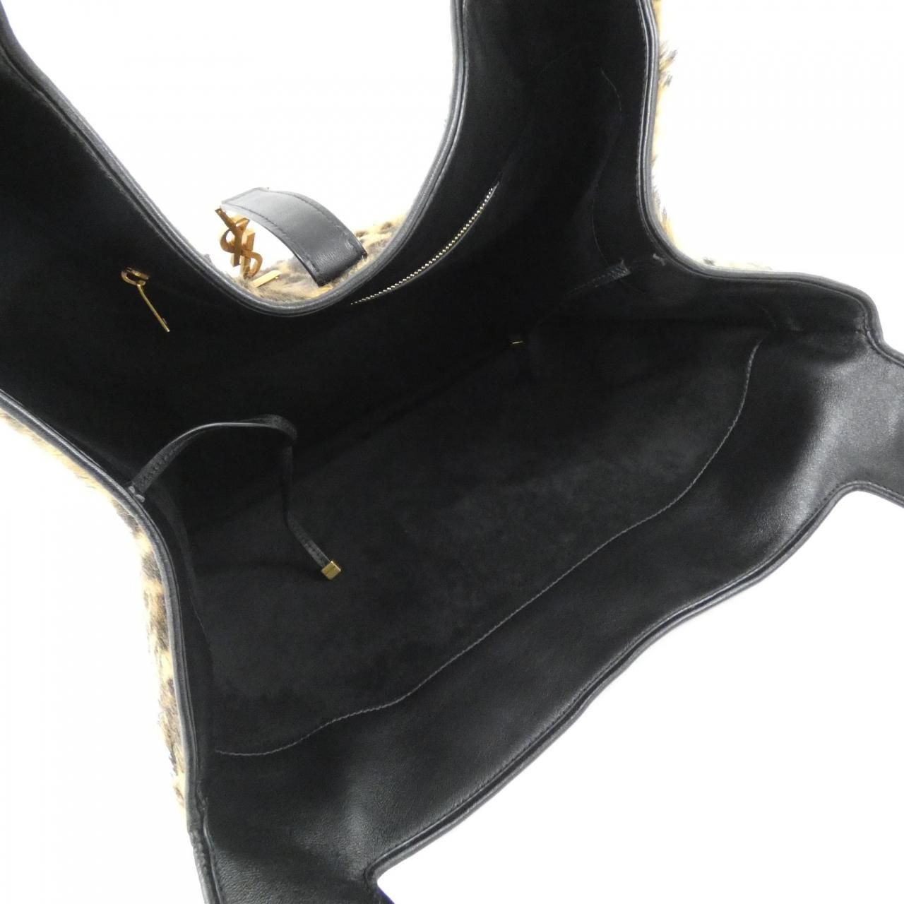 Saint Laurent le 5 a 7 Bea — view 6