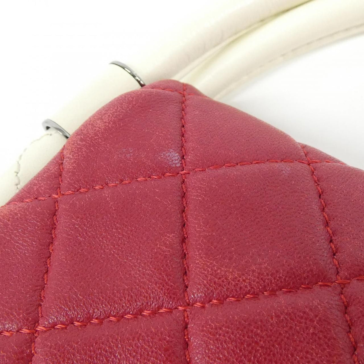 Chanel Vintage Bag Handbag — view 6