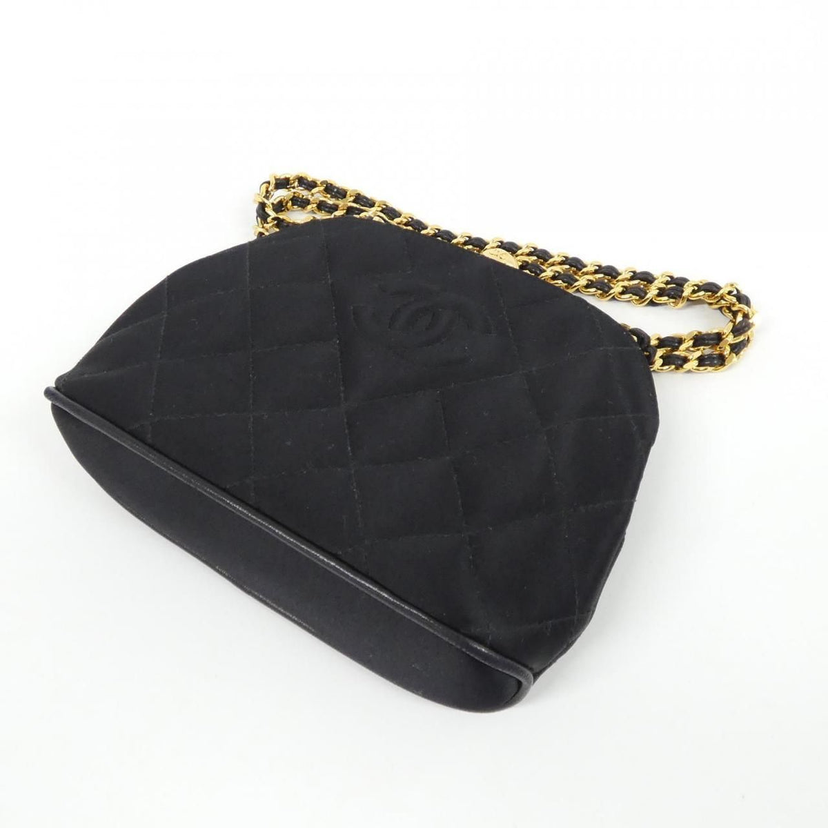 Chanel Vintage Bag Handbag Black — view 3