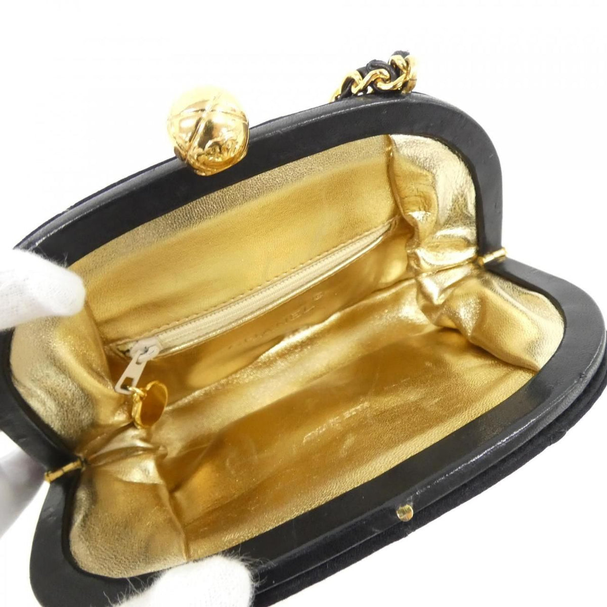 Chanel Vintage Bag Handbag Black — view 5
