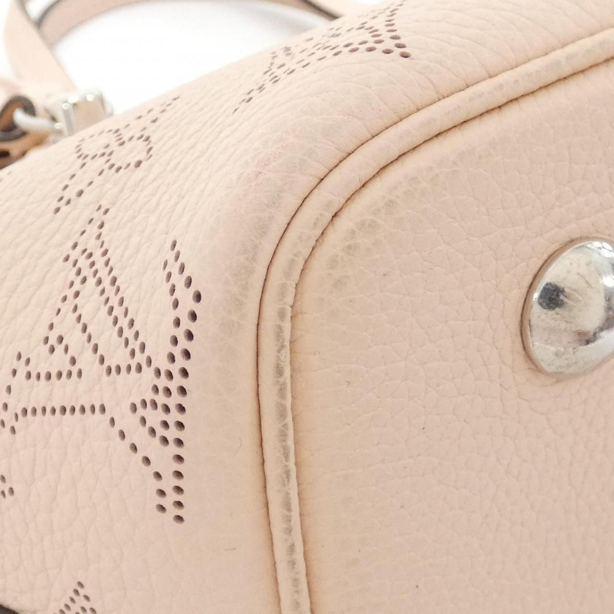 Louis Vuitton Mahina Blossom PM — view 3