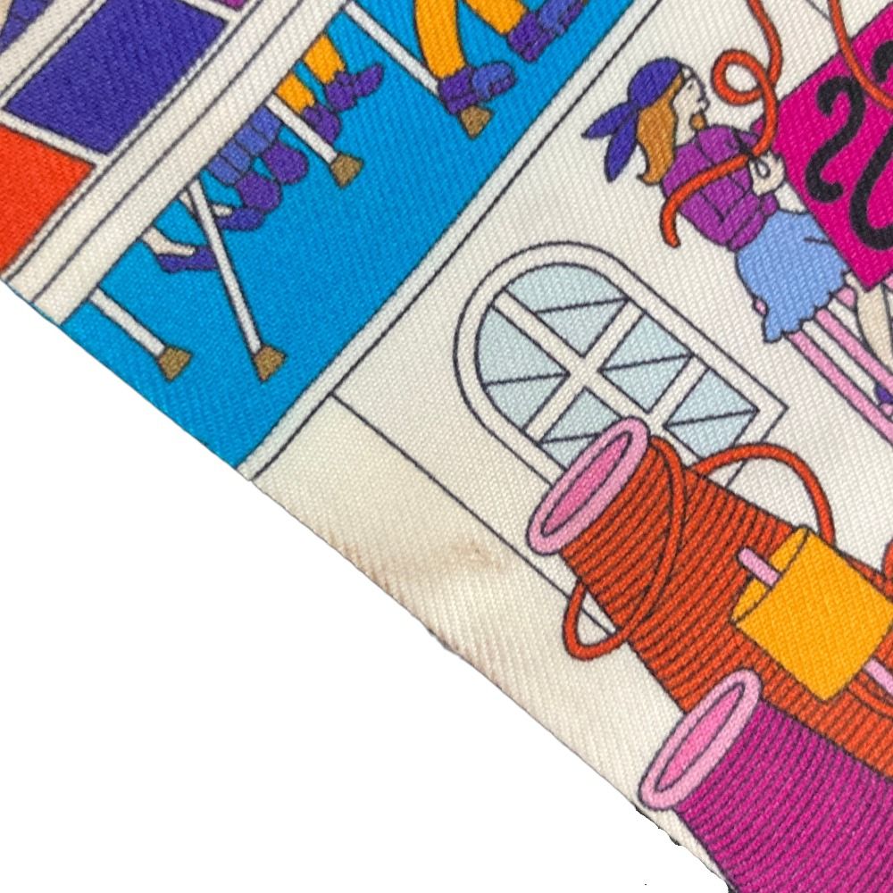 Hermes la Maison Des Carres Des Carre Silk Twill Scarf White — view 7