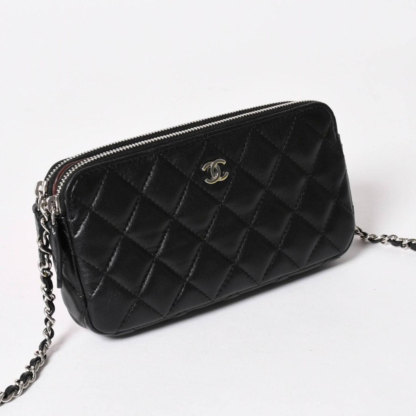 Chanel Chain Wallet on CC Logo Lambskin Black Silver Shoulder Bag — view 3