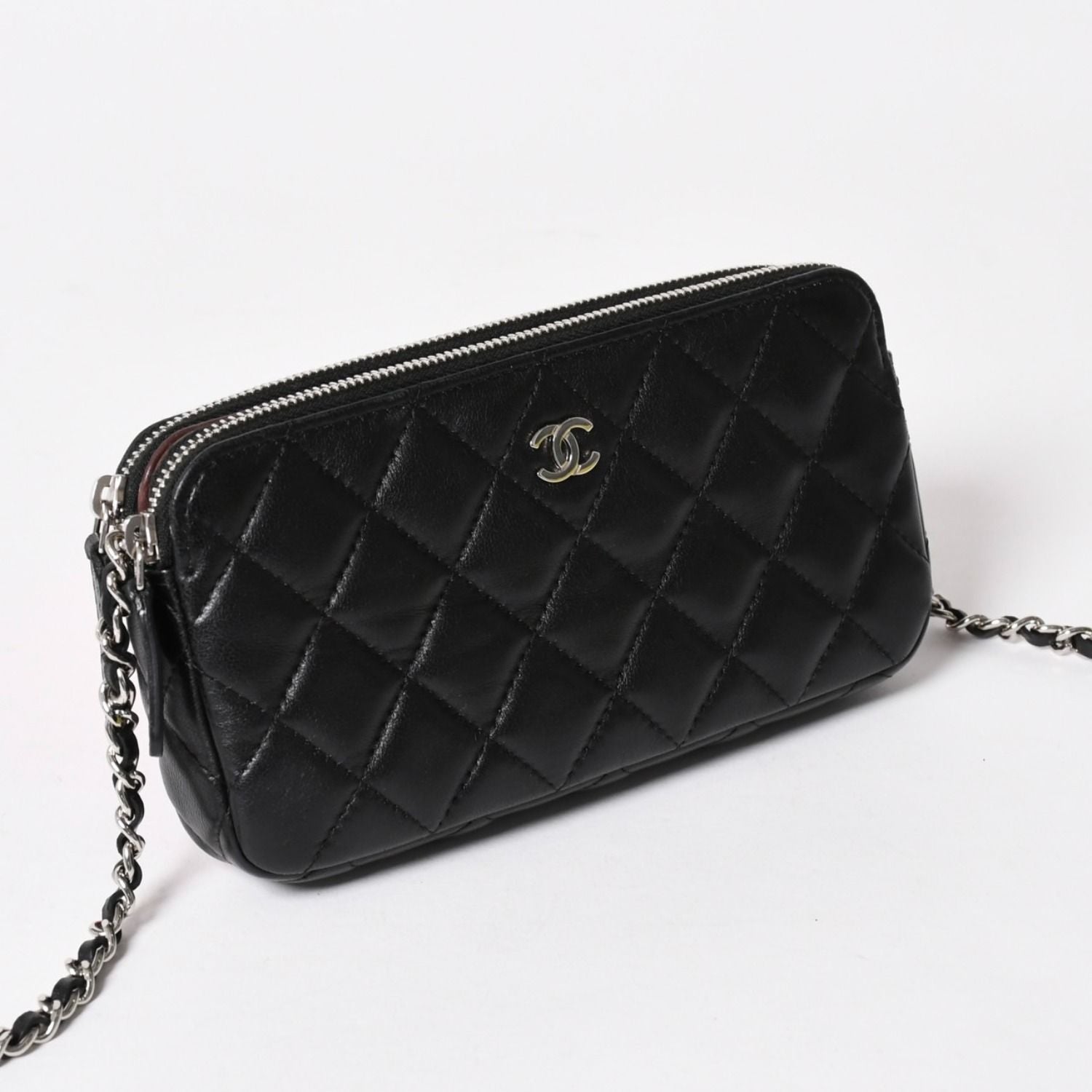 Chanel Chain Wallet on CC Logo Lambskin Black Silver Shoulder Bag — view 3