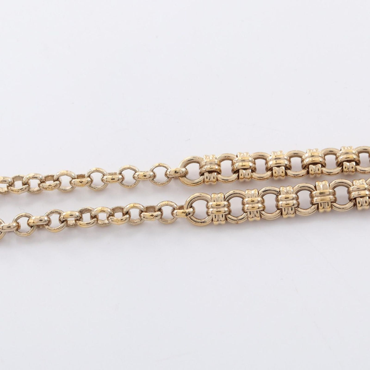 Chanel Necklace CC Logo — view 5