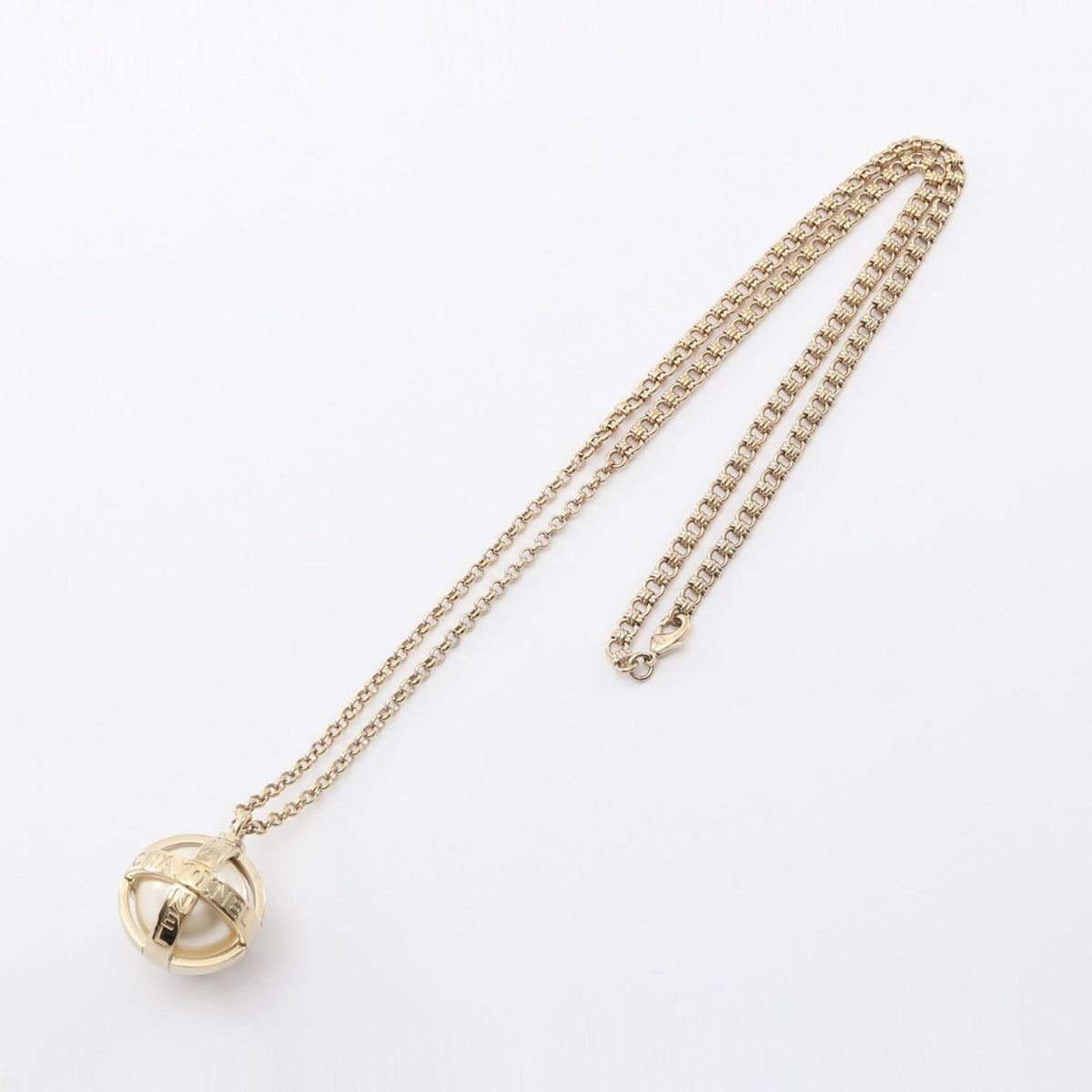 Chanel Necklace CC Logo — view 2