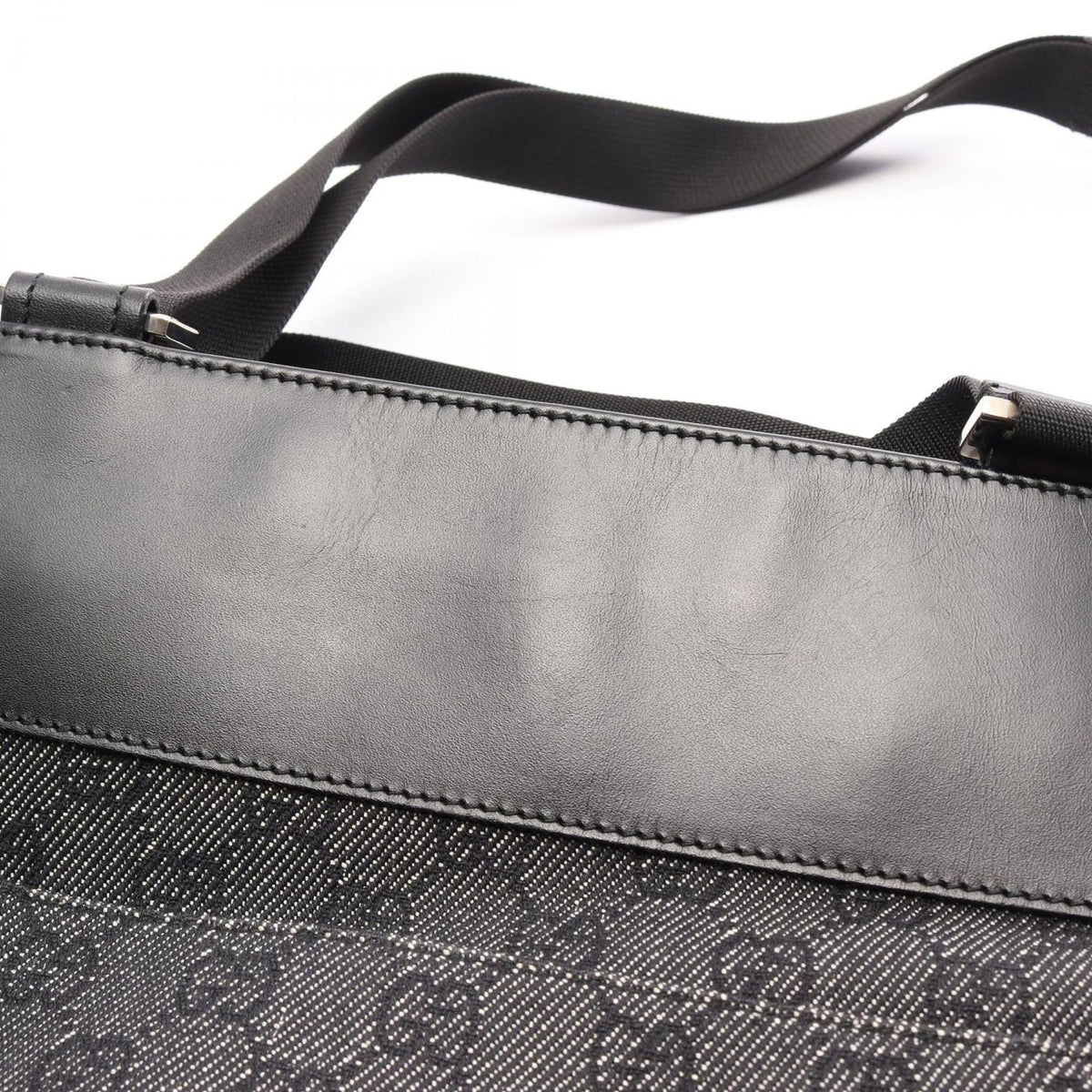Gucci Shoulder Bag GG Canvas Gray Black — view 8