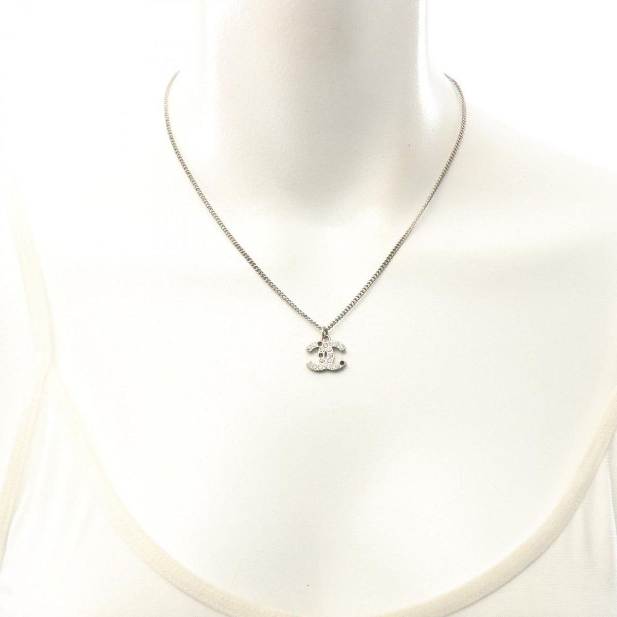 Chanel Necklace CC Logo Stainless Steel — view 5