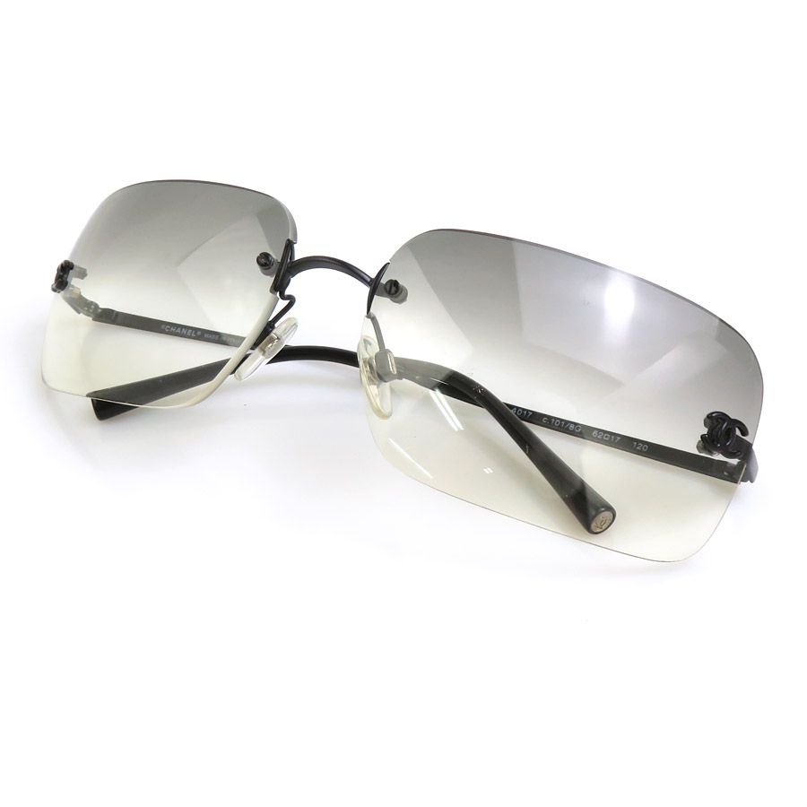 Chanel Sunglasses CC Logo Eyewear — view 4