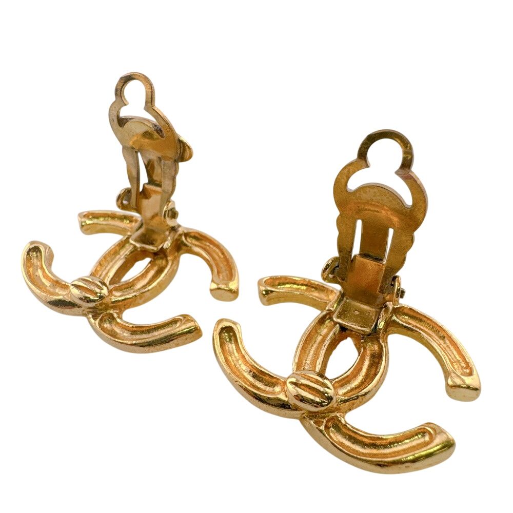Chanel 93P CC Logo Earrings — view 4