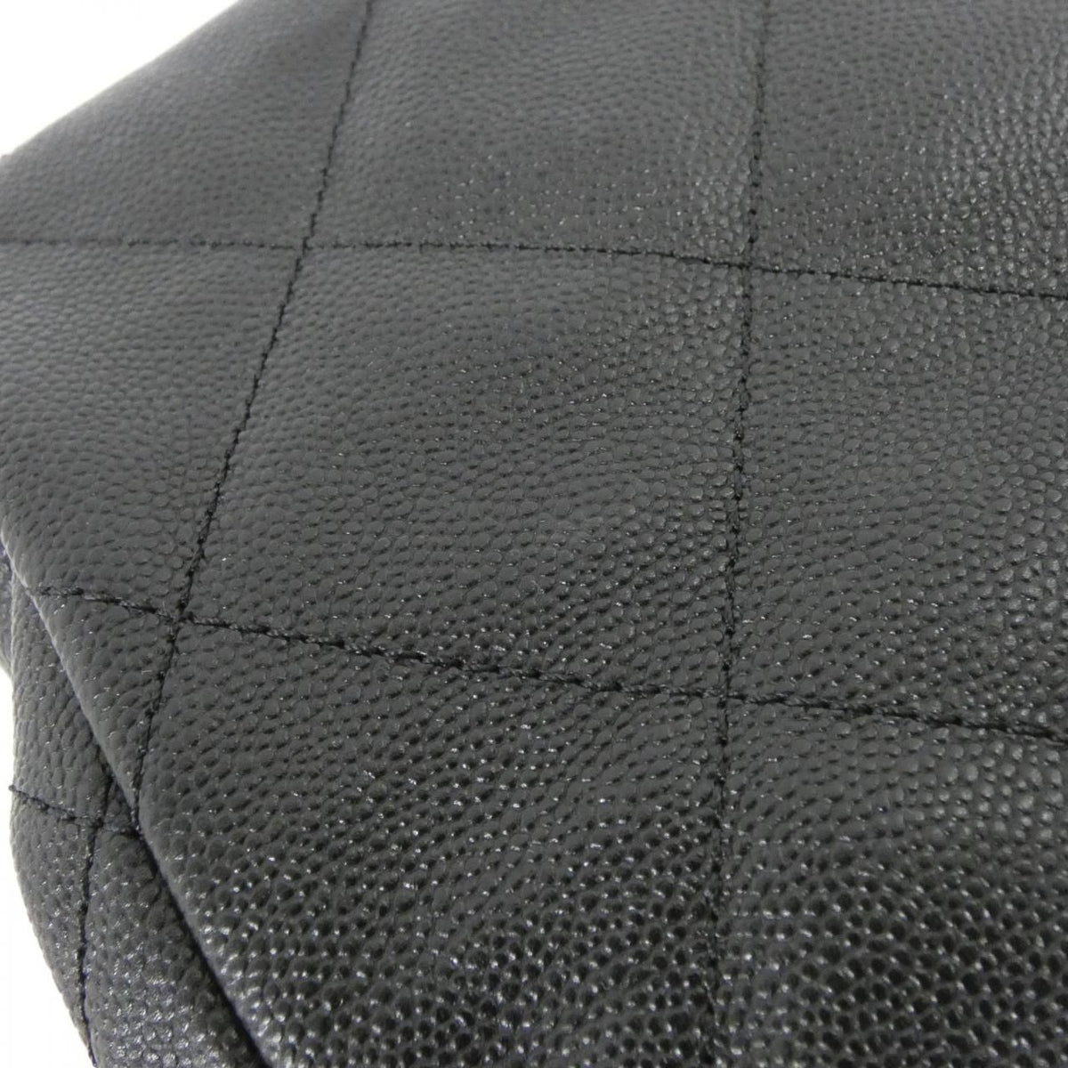 Chanel Shoulder Bag Black — view 4