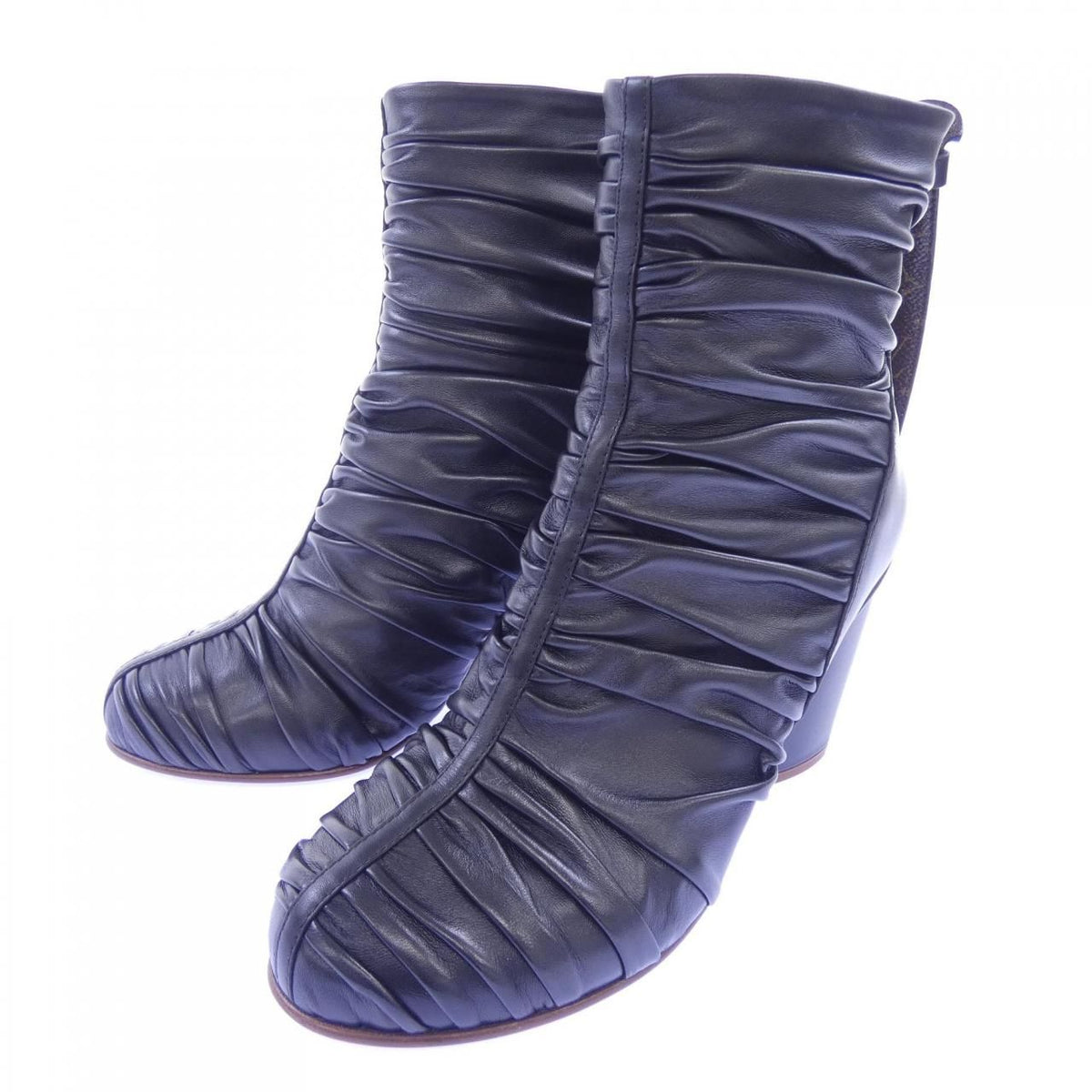 Louis Vuitton Olympia Line Boots — view 3