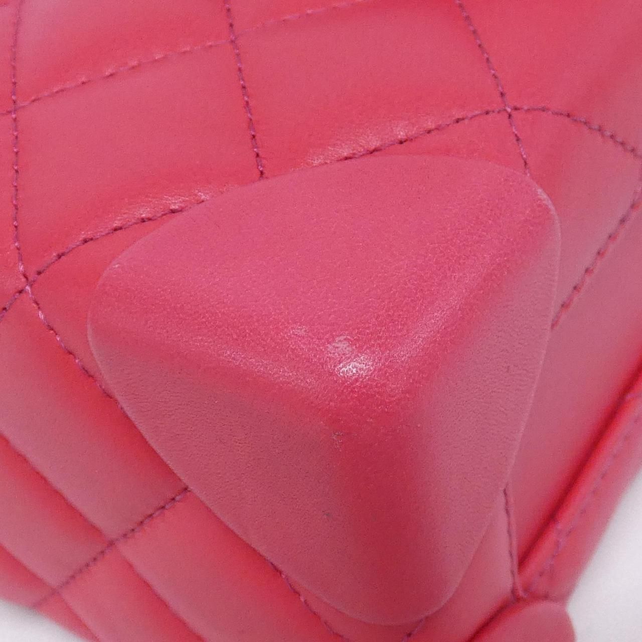 Chanel Shoulder Bag Pink — view 3