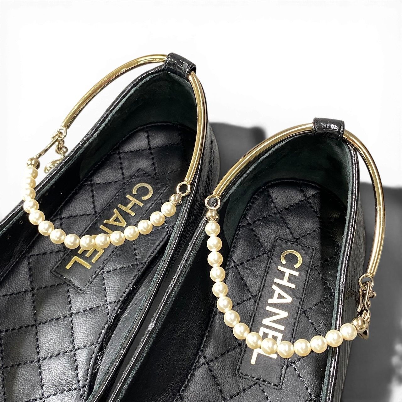 Chanel Ballerina Pearl Anklet CC Logo Flat Pumps Black 36 — view 8