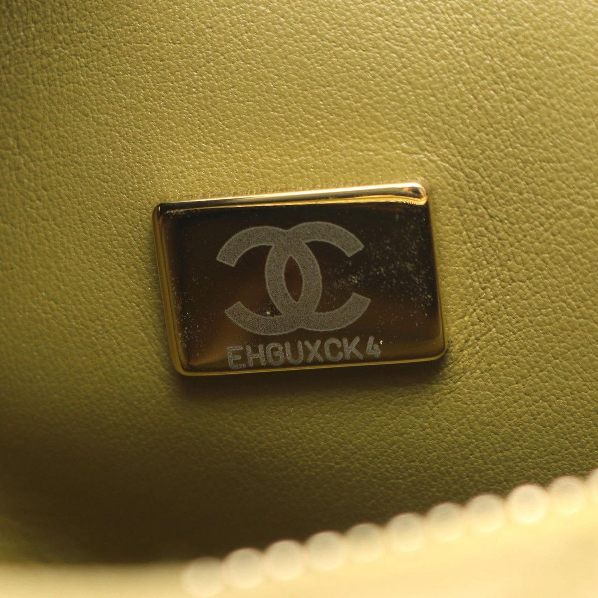 Chanel Shoulder Bag Quilted Mini Bow 2-Way Khaki Lambskin Wood Handle — view 5