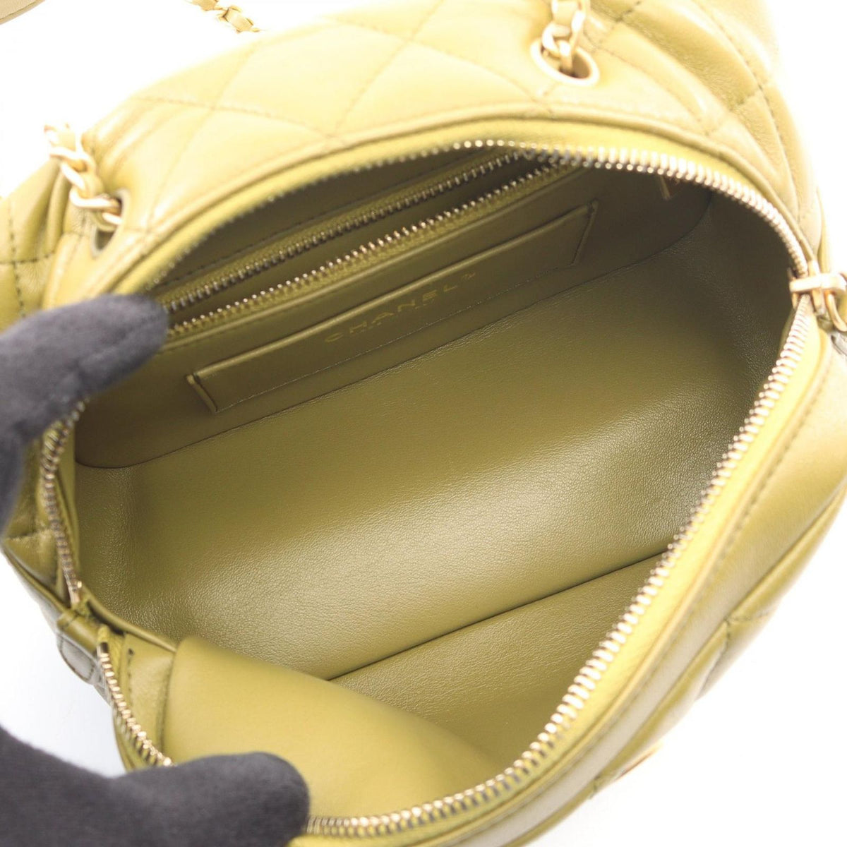 Chanel Shoulder Bag Quilted Mini Bow 2-Way Khaki Lambskin Wood Handle — view 3