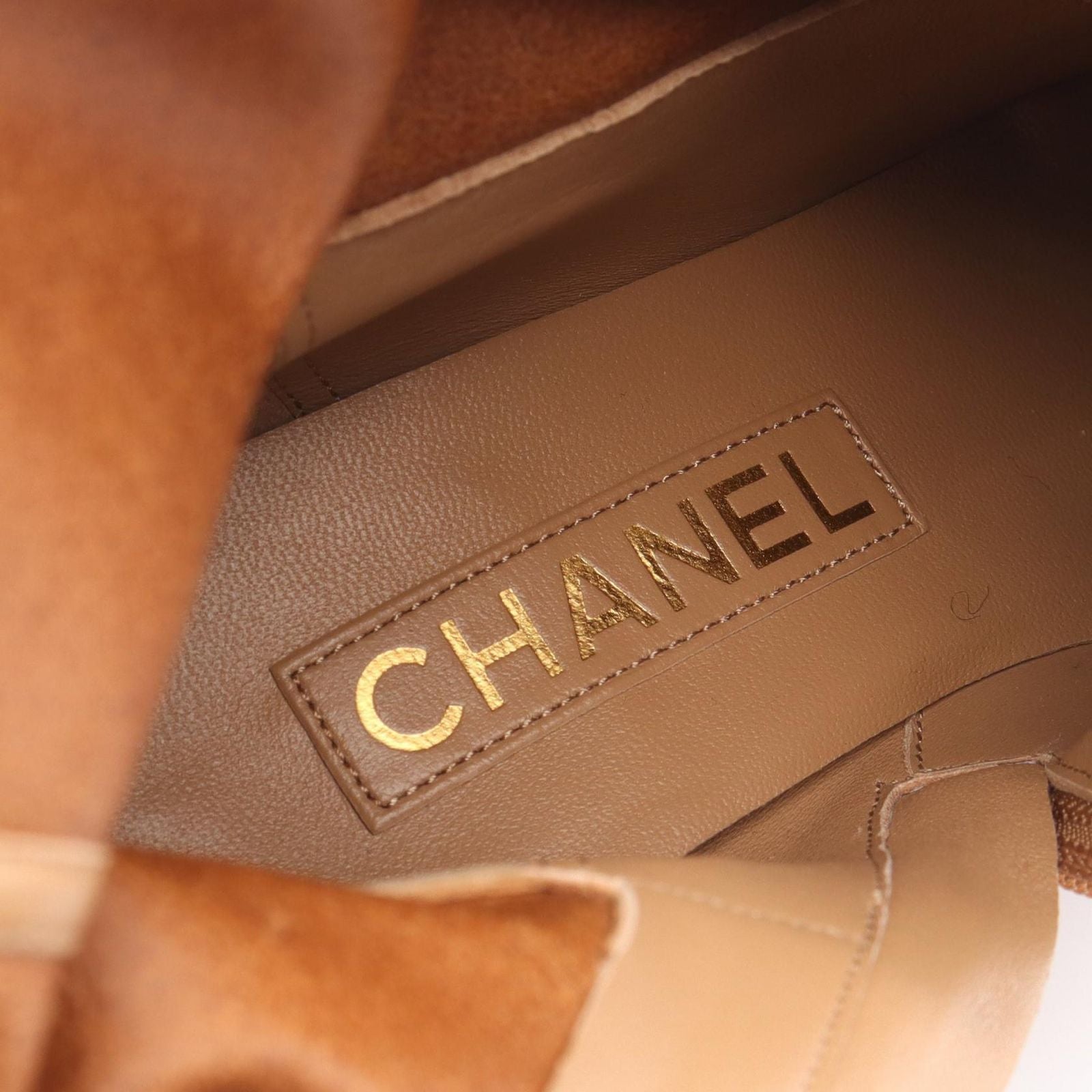 Chanel Boots CC Logo Long Beige Suede Leather — view 5