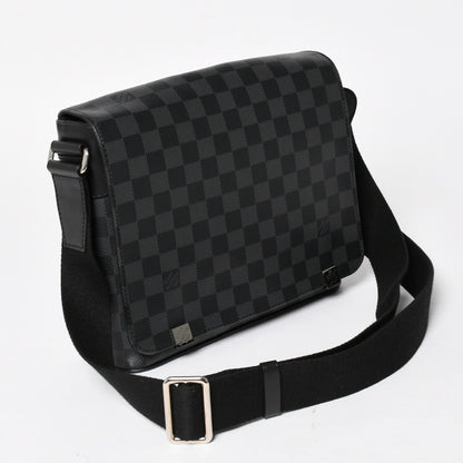 Louis Vuitton District PM Messenger Bag Damier Graphite Canvas Black Gray Silver — view 3