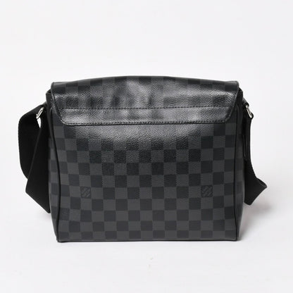 Louis Vuitton District PM Messenger Bag Damier Graphite Canvas Black Gray Silver — view 2