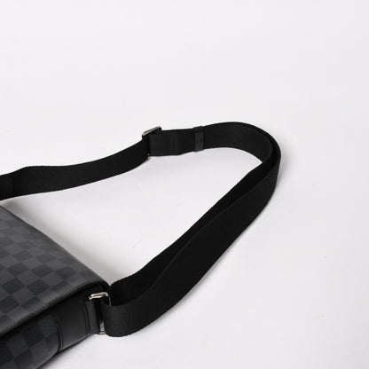 Louis Vuitton District PM Messenger Bag Damier Graphite Canvas Black Gray Silver — view 7