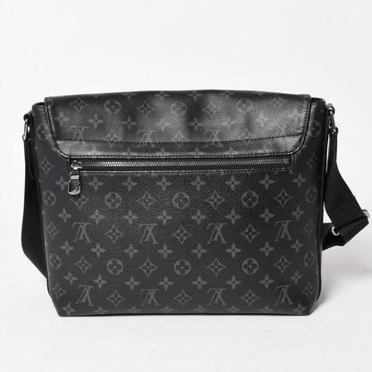 Louis Vuitton District MM Monogram Eclipse Shoulder Bag Black — view 2
