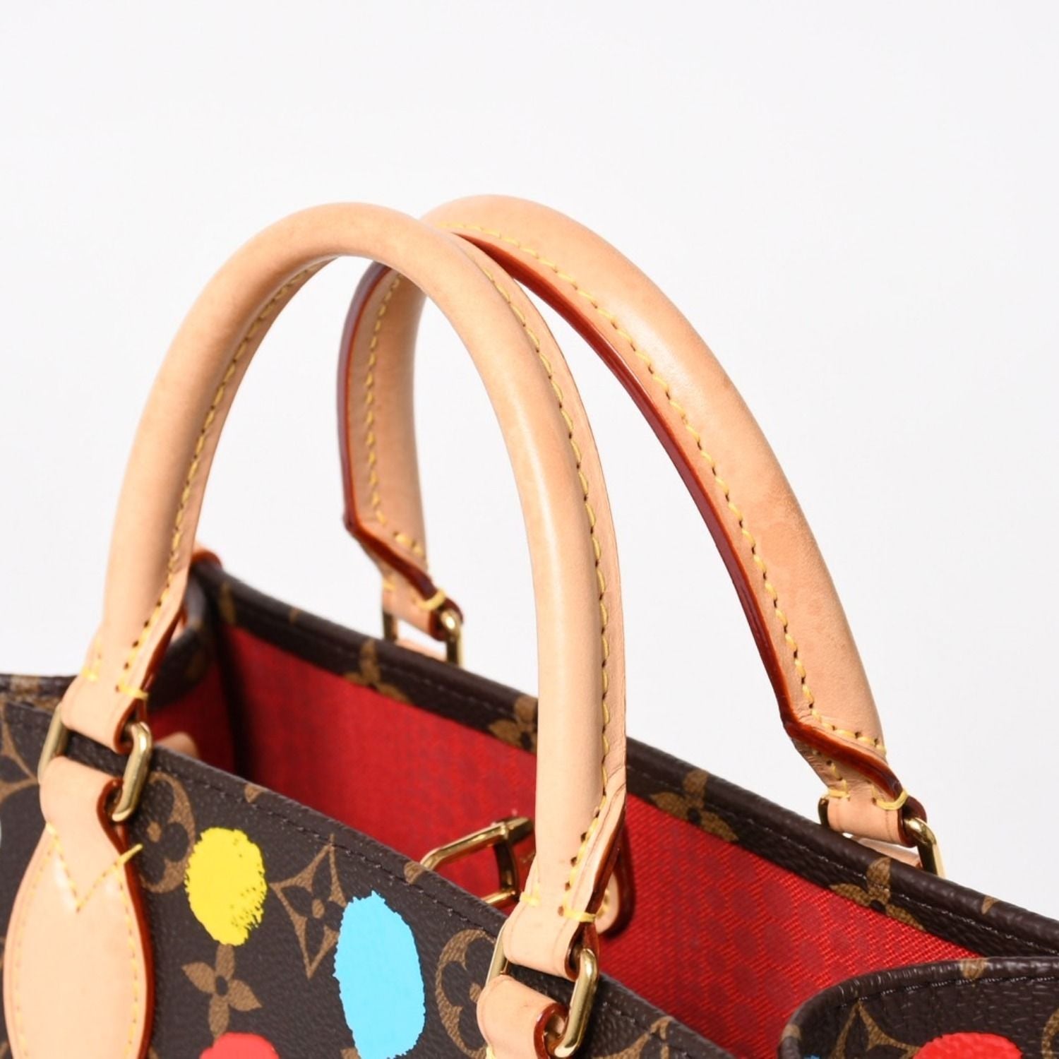 Louis Vuitton 2-Way Shoulder Bag On The Go PM Yayoi Kusama Dot Paint — view 7
