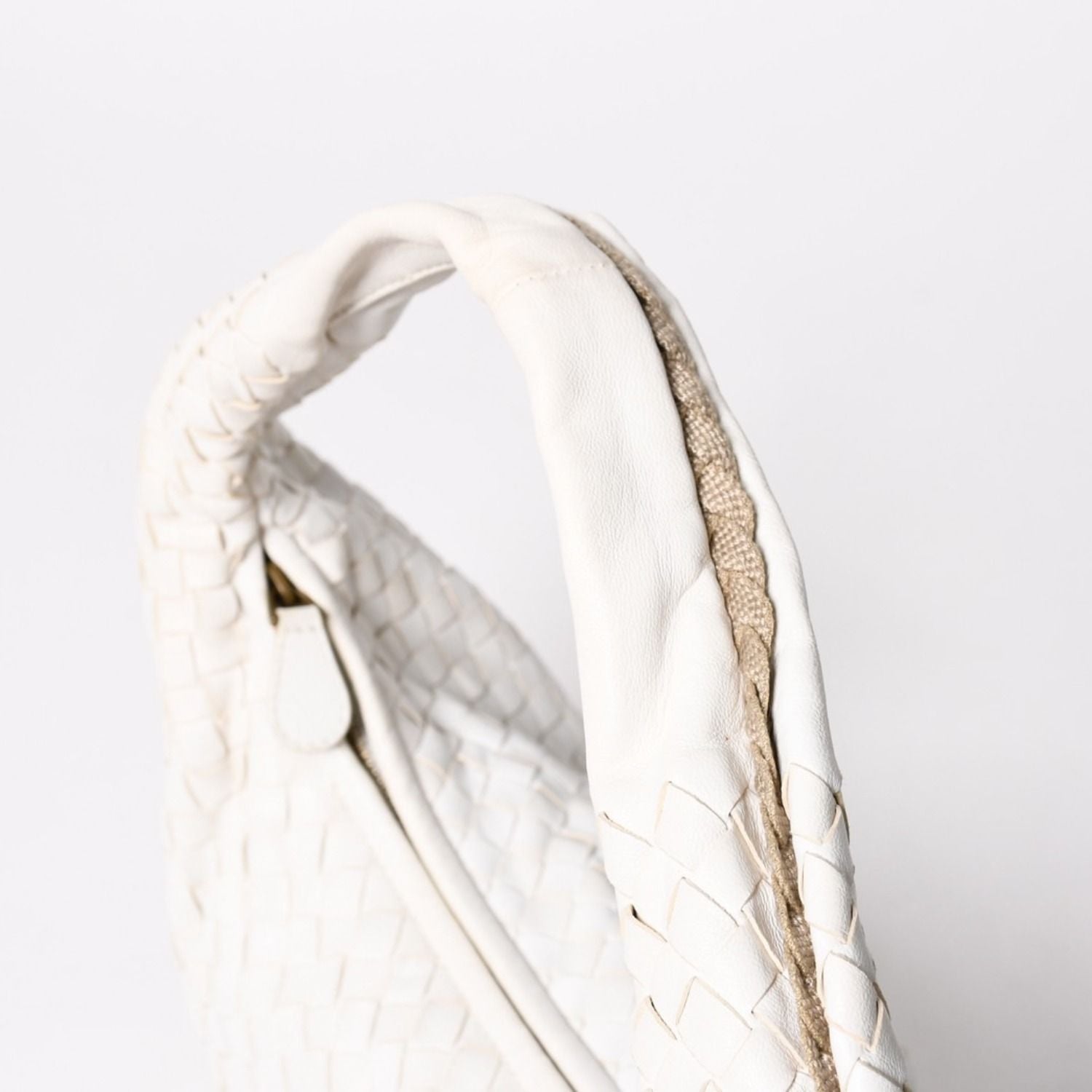 Bottega Veneta Hobo Shoulder Bag Intrecciato White Ivory — view 5