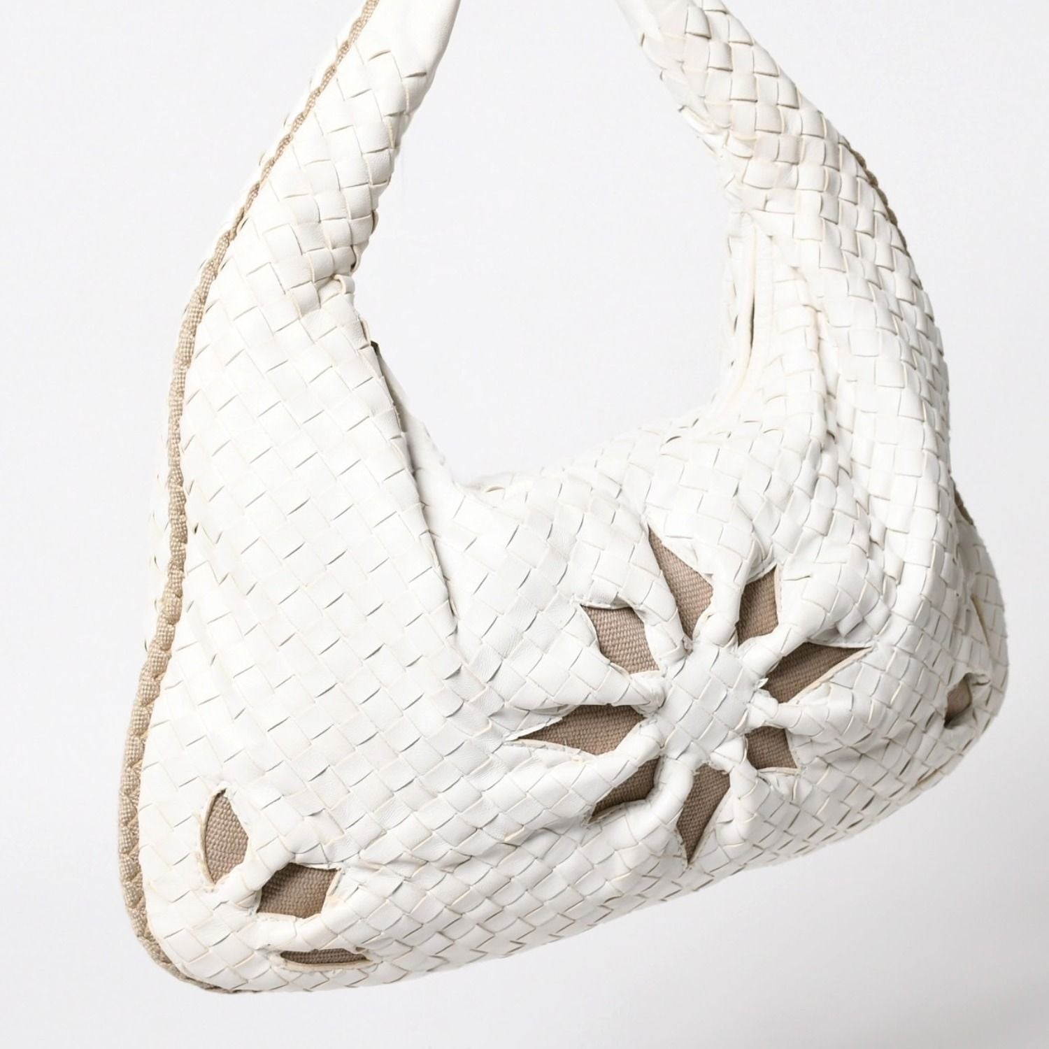Bottega Veneta Hobo Shoulder Bag Intrecciato White Ivory — view 3