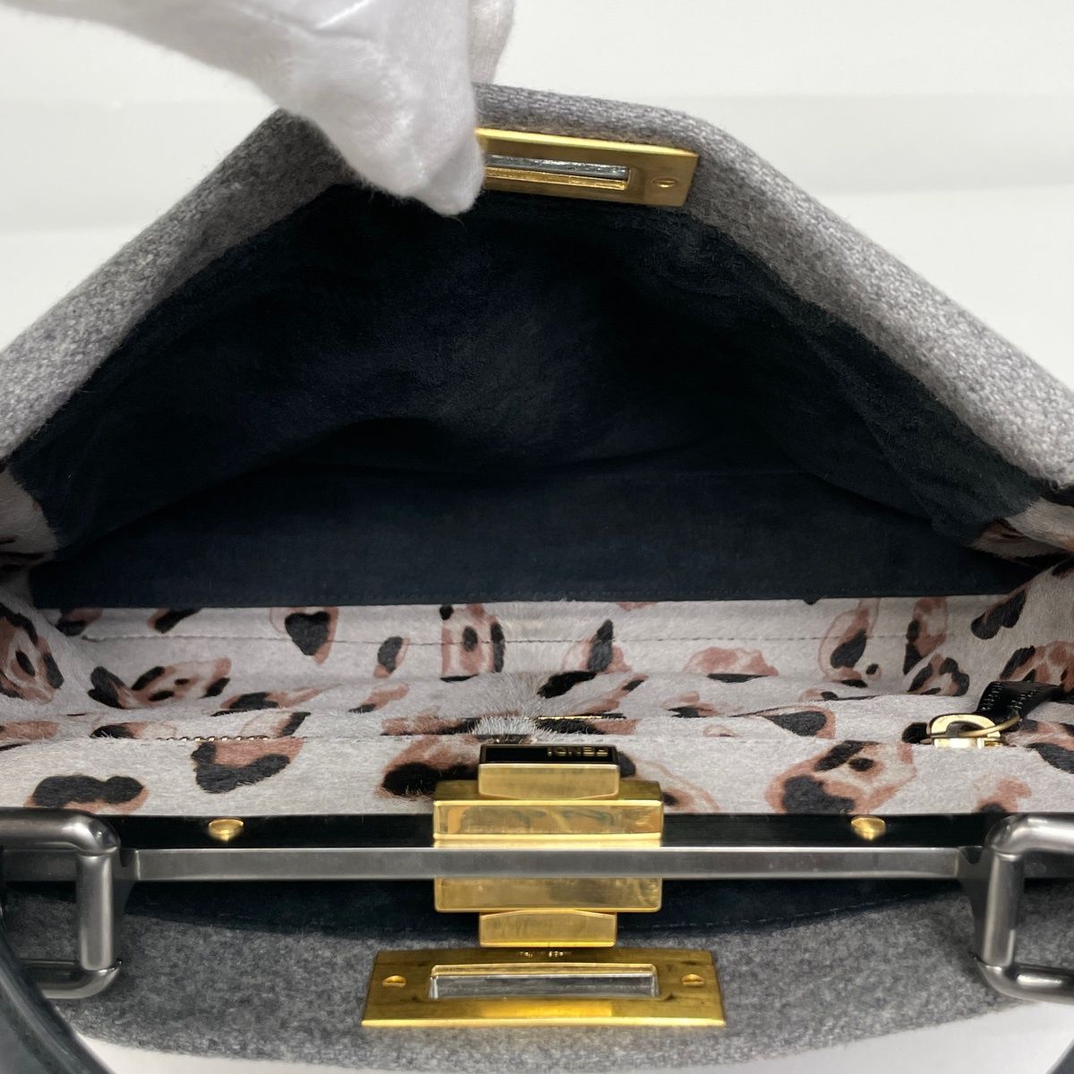 Fendi Peekaboo Handbag Fabric Gray — view 7