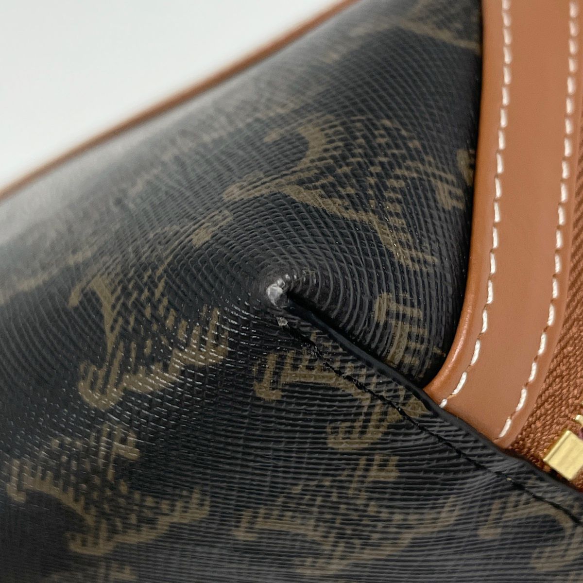 Celine Makeup Pouch Triomphe Brown — view 3