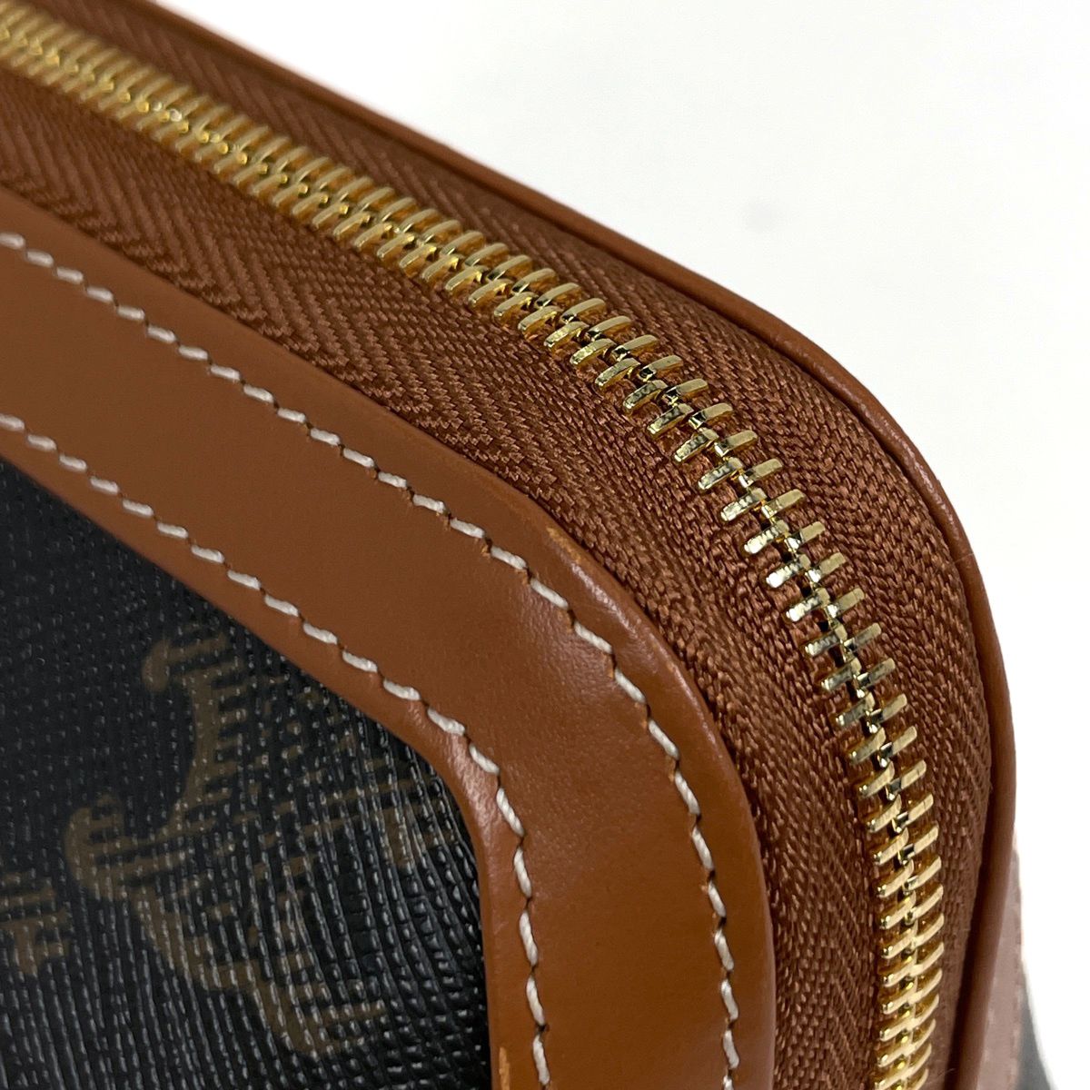 Celine Makeup Pouch Triomphe Brown — view 4