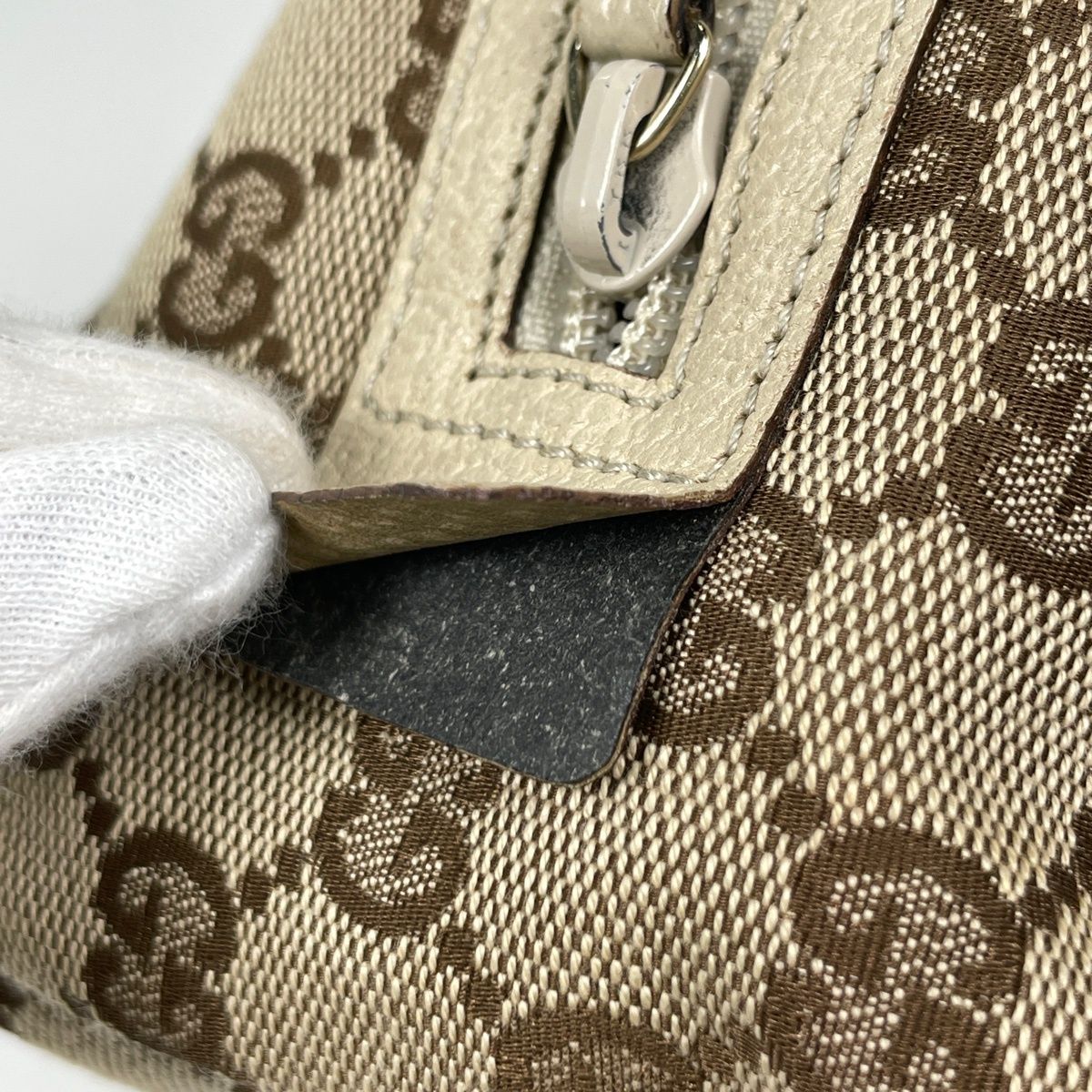 Gucci Handbag GG Pattern Canvas Beige White — view 4