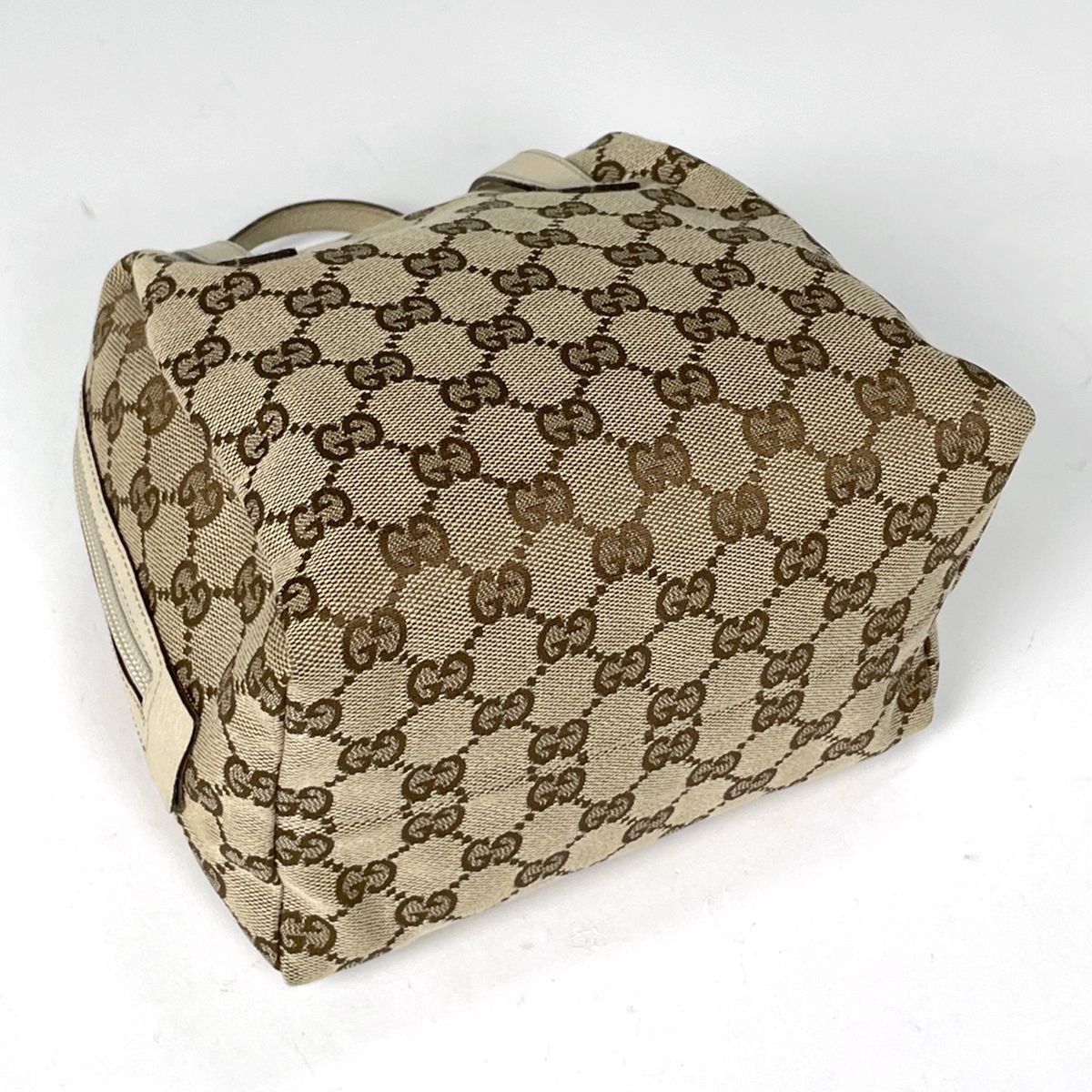 Gucci Handbag GG Pattern Canvas Beige White — view 2