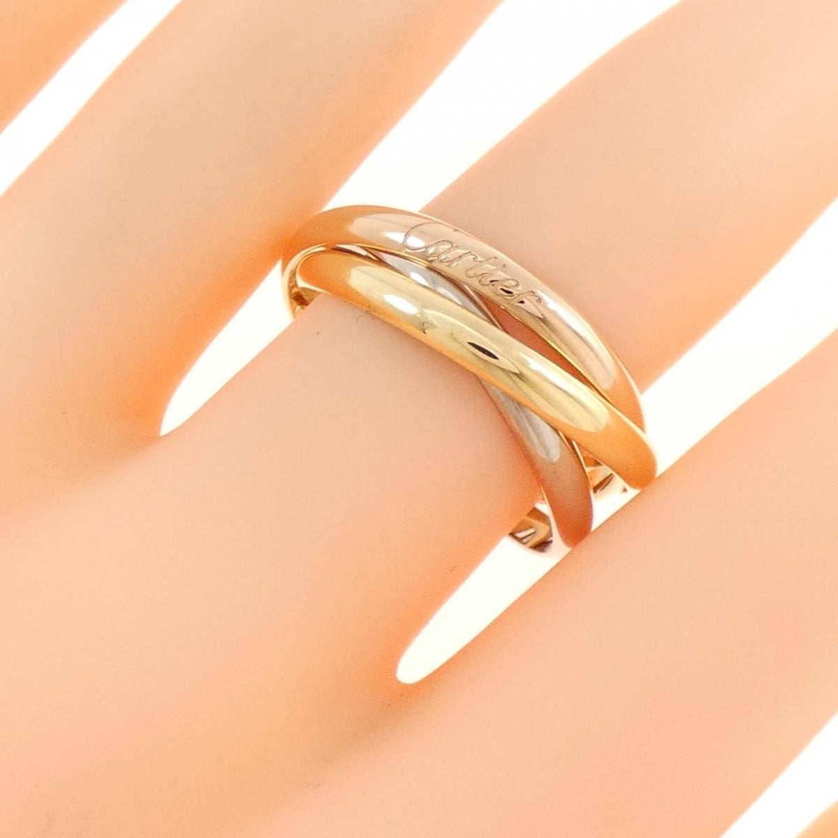 Cartier Trinity Ring Gold — view 5