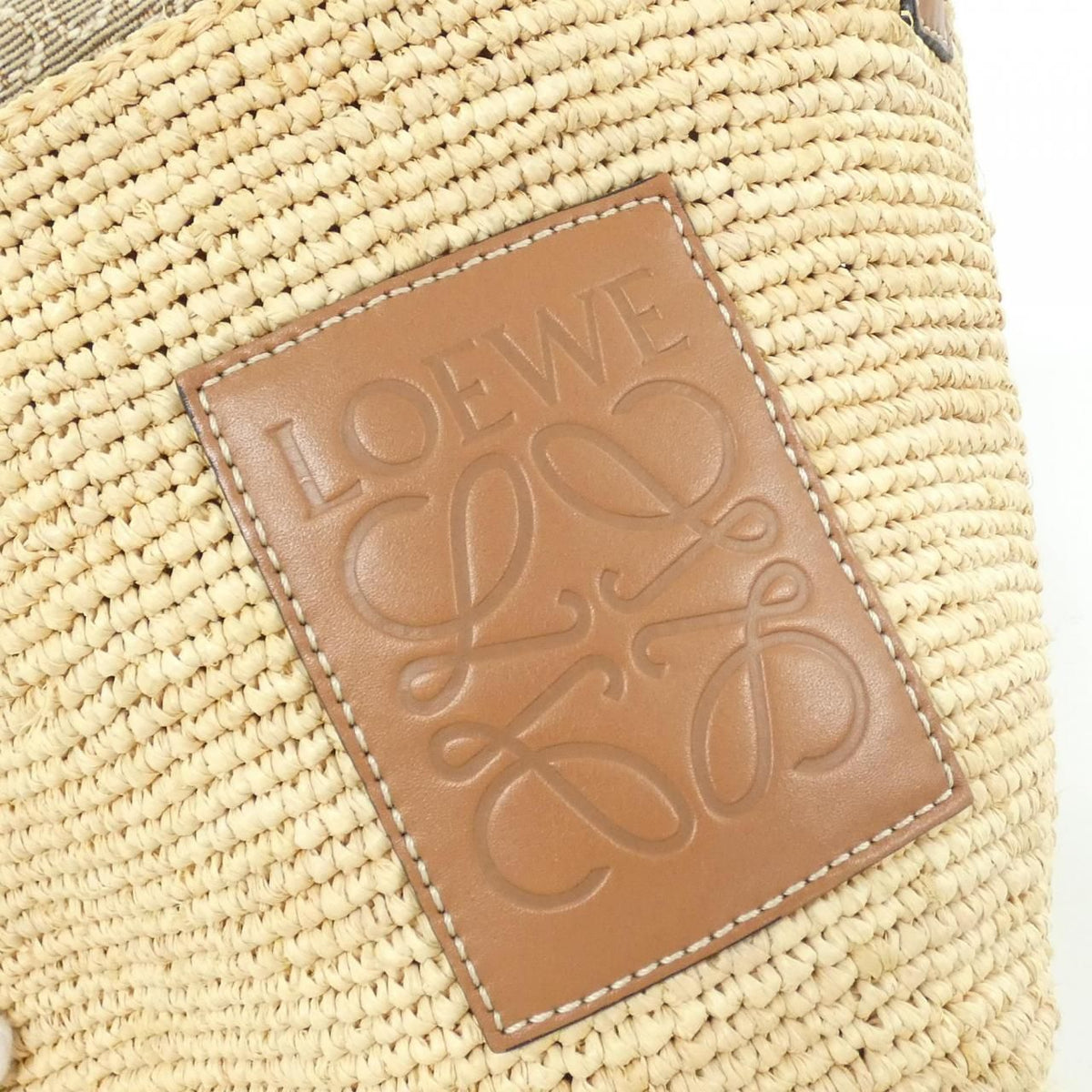 Loewe Shoulder Bag — view 4