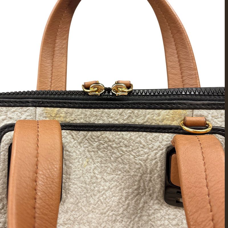 Fendi Chameleon Handbag Beige Pile Leather — view 4
