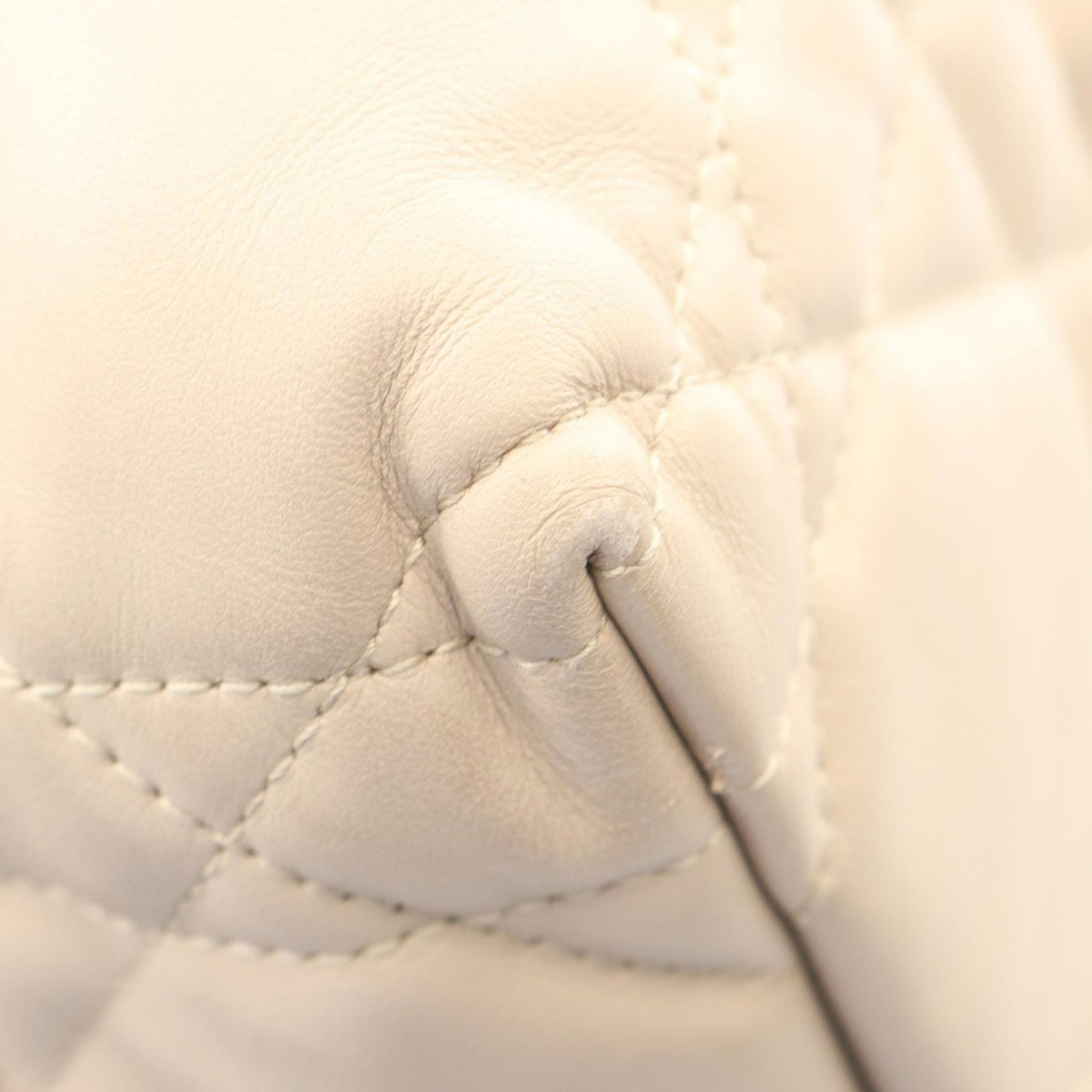 Dior Tote Bag Toujours Large Micro Cannage Beige Leather — view 6