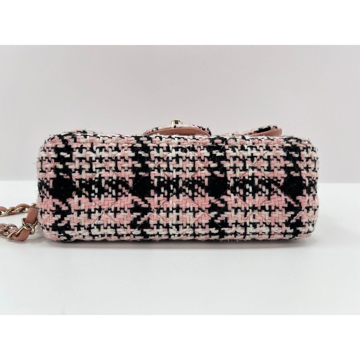 Chanel Shoulder Bag Mini Quilted — view 6