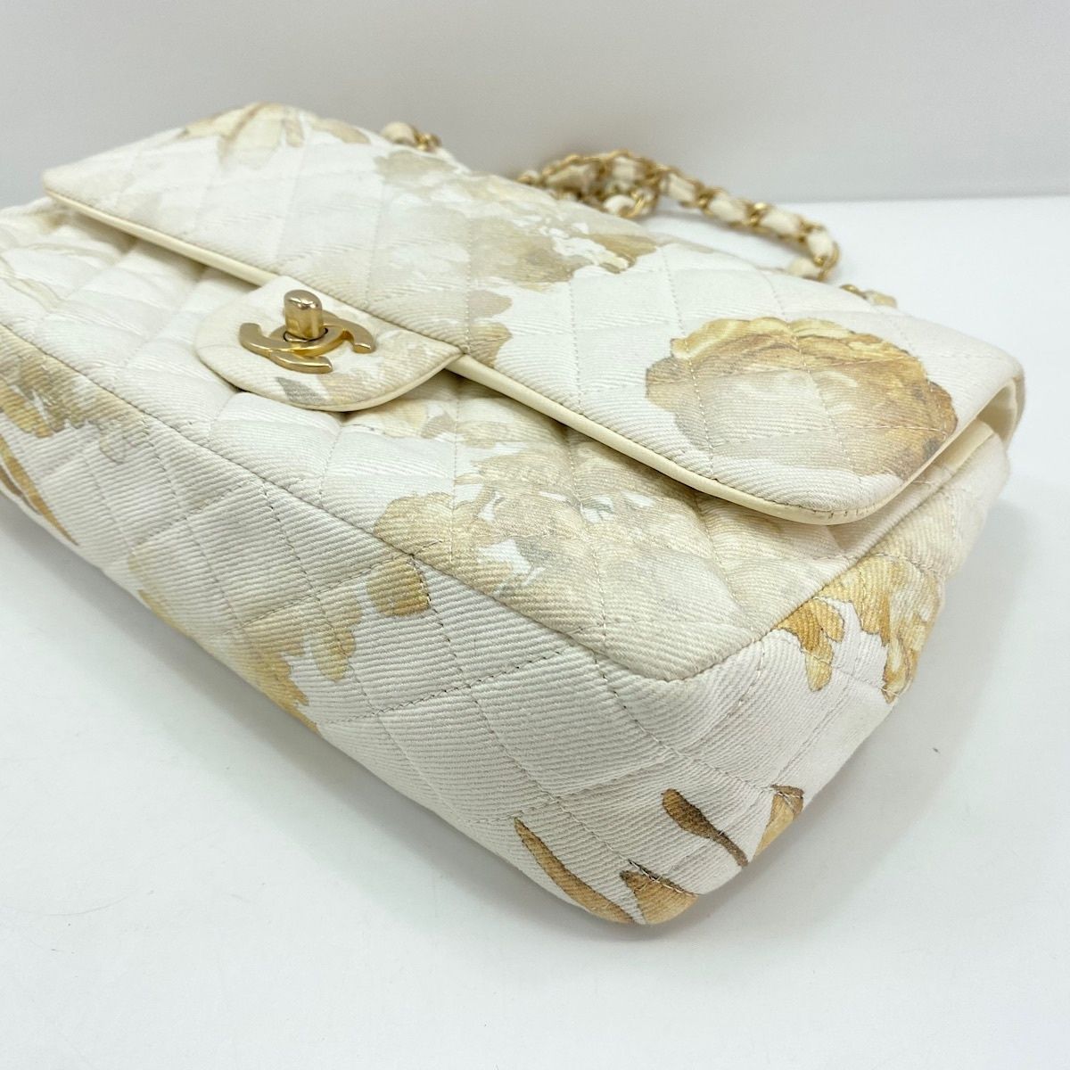 Chanel Shoulder Bag Quilted 25 Double Flap — view 8