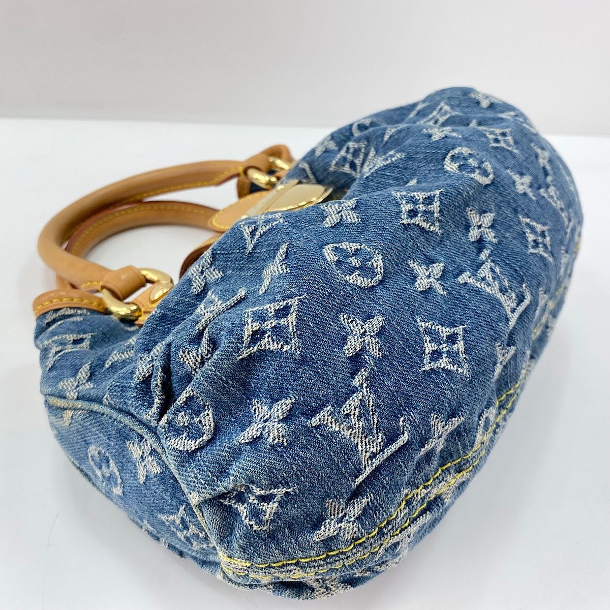 Louis Vuitton Handbag Pleaty — view 7