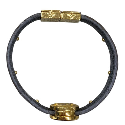 Louis Vuitton Bracelet LV Circle Monogram LV Logo Gold — view 7