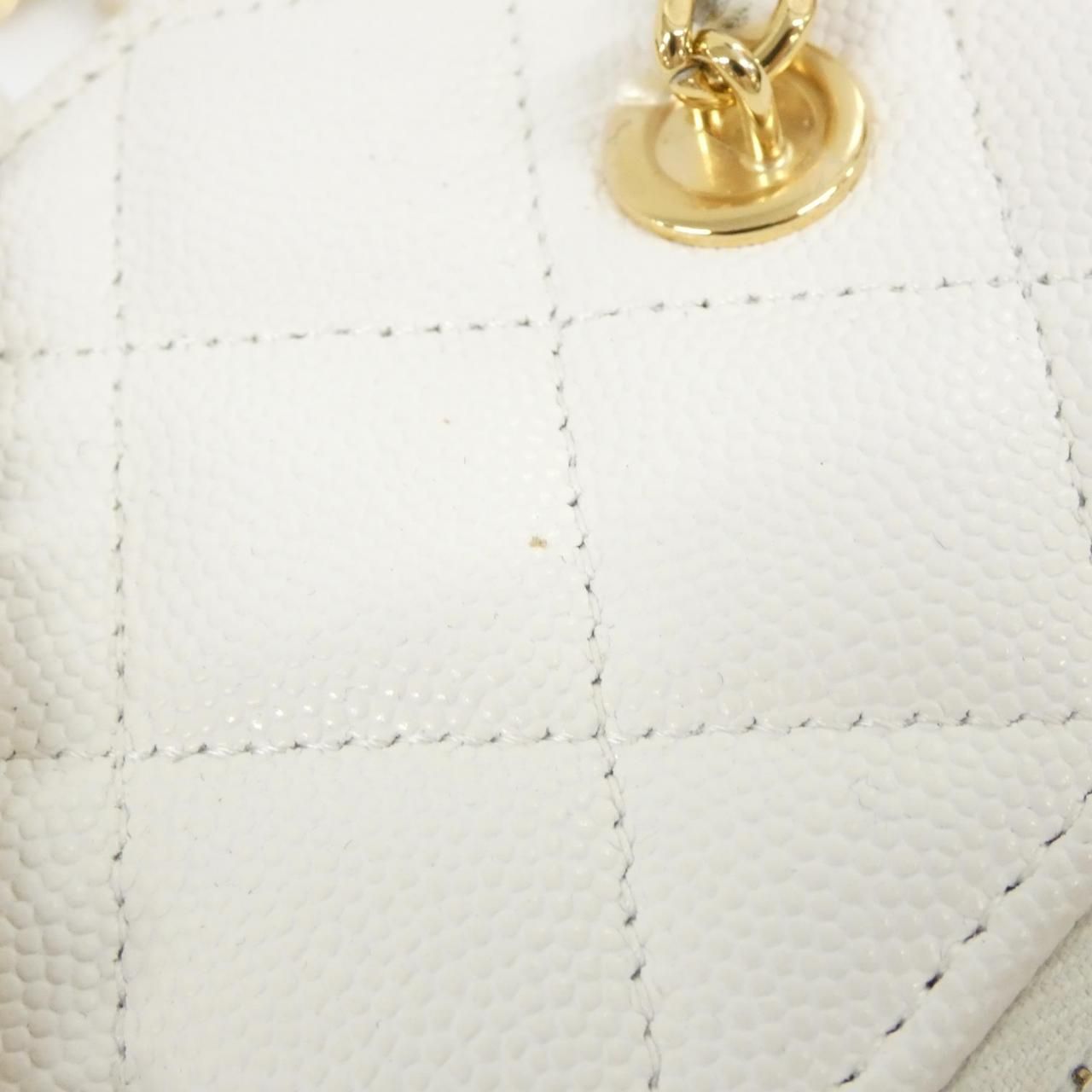 Chanel Shoulder Bag White — view 7