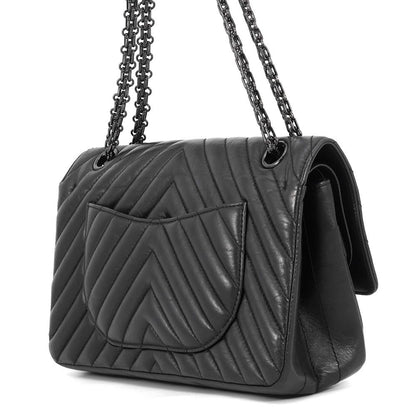 Chanel Chain Shoulder Bag 2.55 Blanc Aged Calf Leather Black — view 2