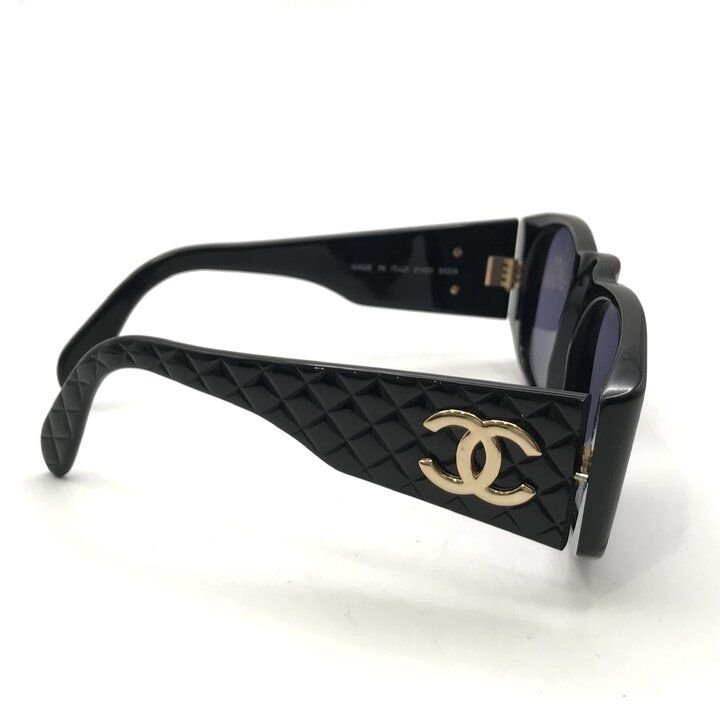 Chanel CC Logo Quilted Sunglasses Eyewear Black — view 3