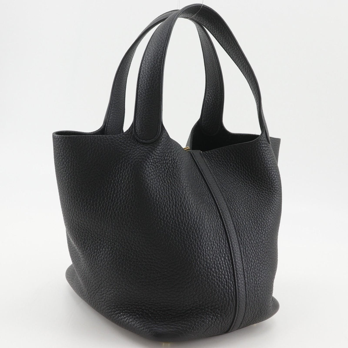 Hermes Picotin Lock 22 Taurillon Clemence Black Handbag — view 3